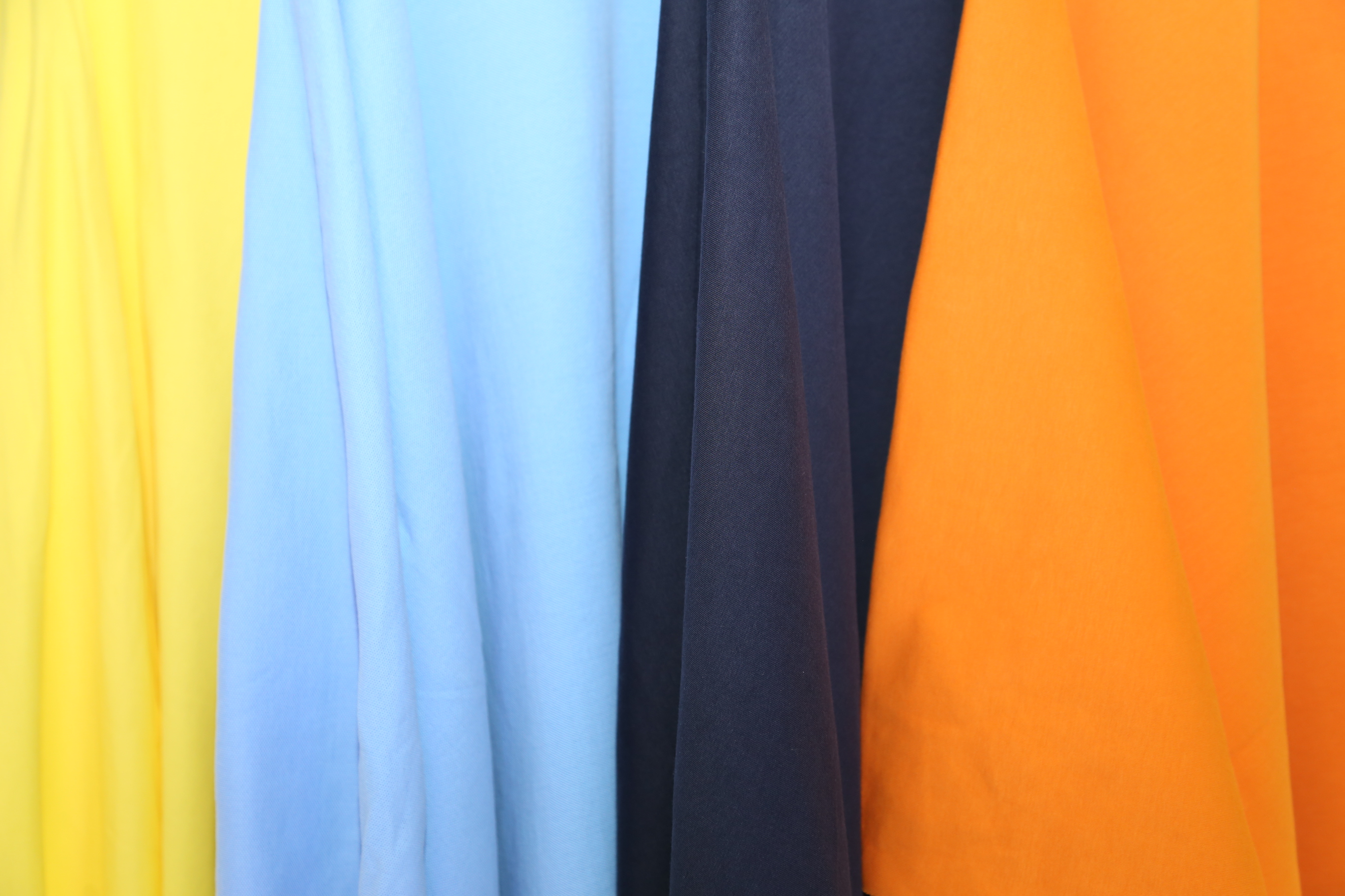 &ldquo;Combatti康拜特&rdquo;驚艷ISUE國際校服&middot;園服展，皇盛的功能性面料遭圍觀