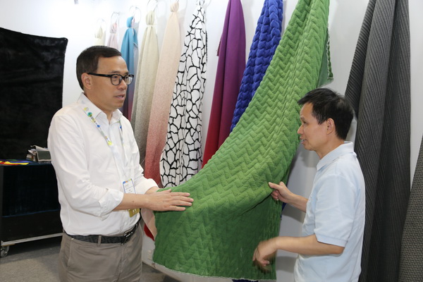 尼特爾3D高彈力軟體面料，引領(lǐng)家居軟裝新時尚