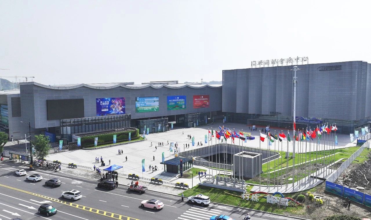 新形勢、新機遇，2025柯橋春季國際紡博會拉開帷幕，全方位展示中國紡織發(fā)展的強韌