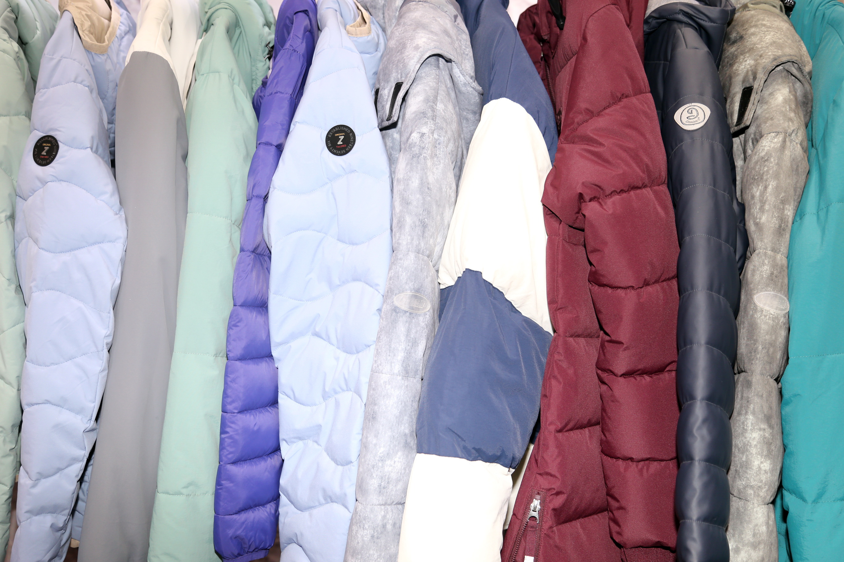 40余家石家莊紡服企業(yè)齊聚滬上，成為中紡聯(lián)秋季聯(lián)展上靚麗的風(fēng)景線